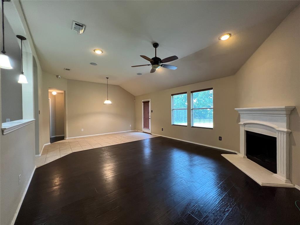GLENBROOKE ESTATES PH 1 - Residential Lease