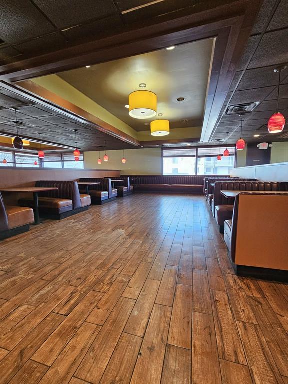 Dennys 01 - Commercial Sale