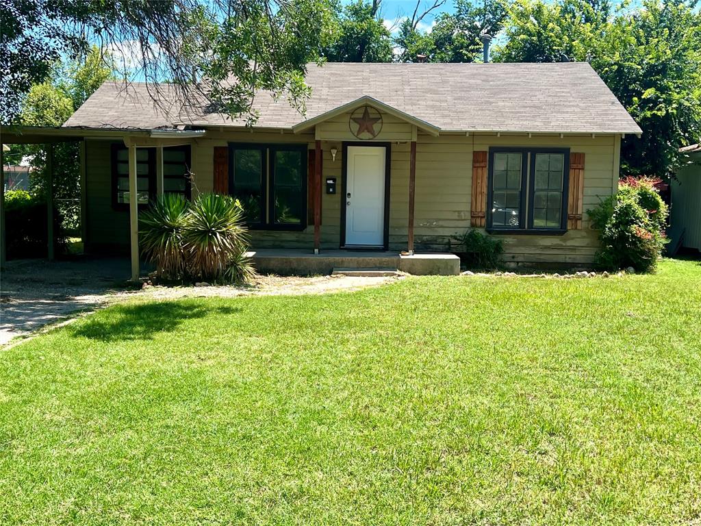 Beautiful move in ready home at a great price!