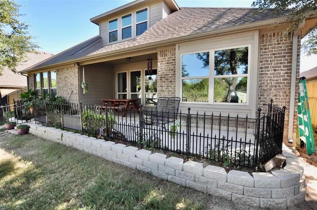 Vine West - Residential