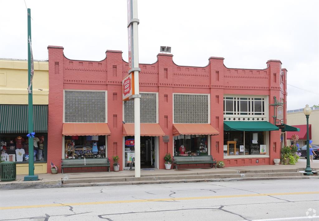 City of Grapevine - Commercial Sale