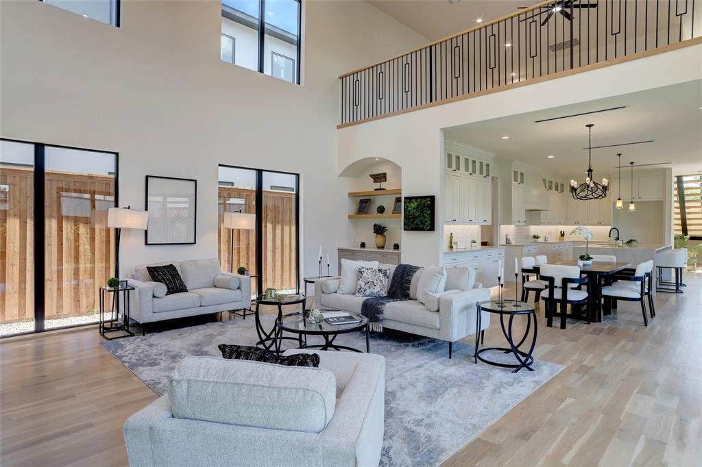 MIDWAY HOLLOW - Residential