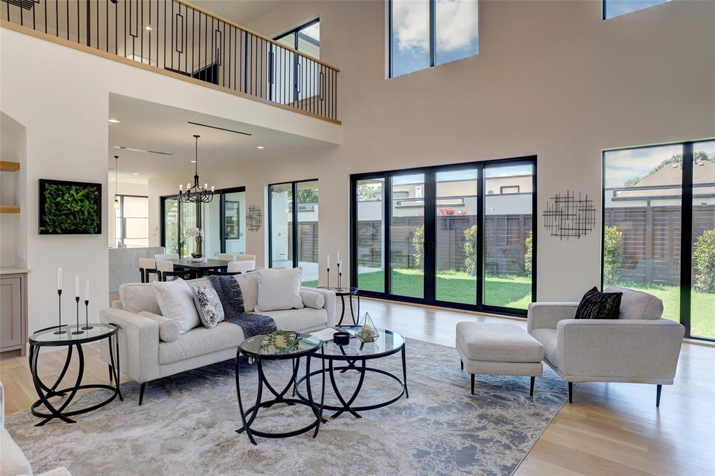 MIDWAY HOLLOW - Residential