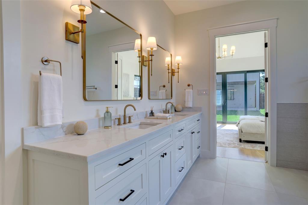 MIDWAY HOLLOW - Residential