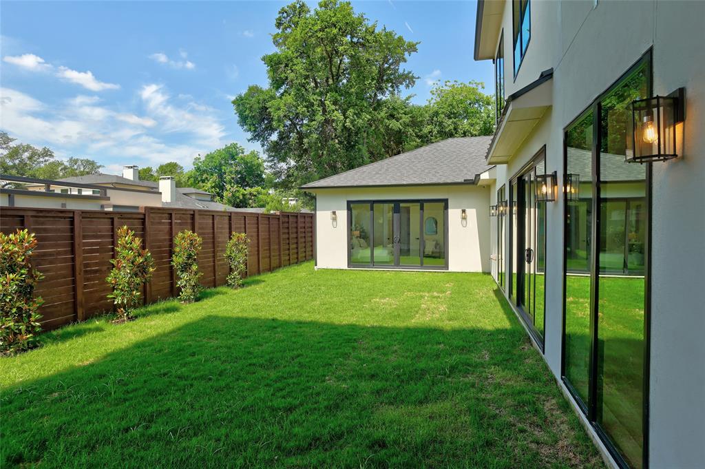 MIDWAY HOLLOW - Residential