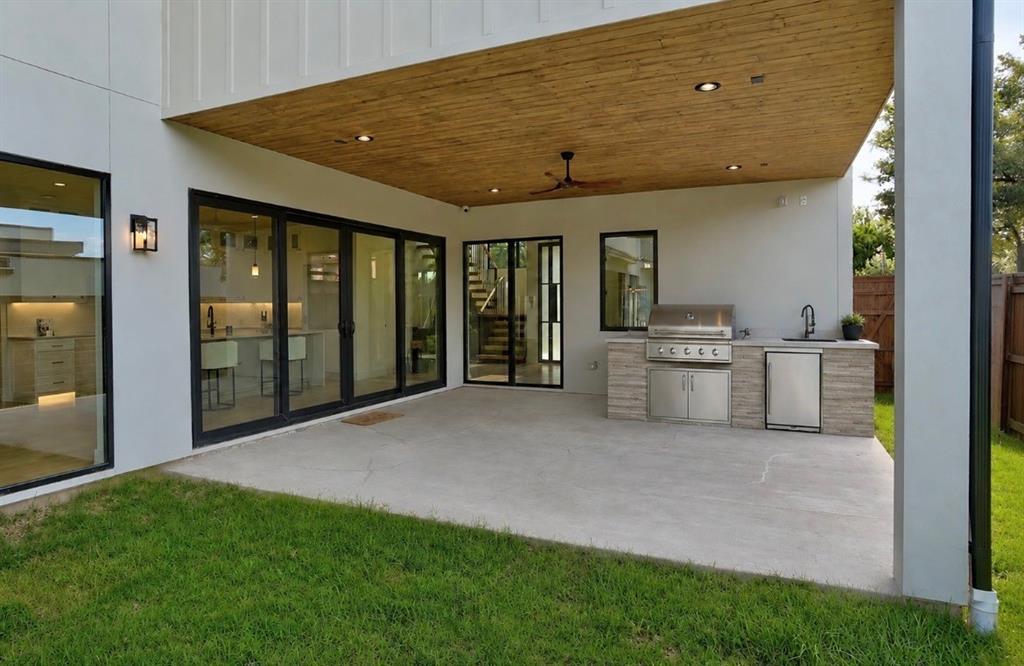 MIDWAY HOLLOW - Residential