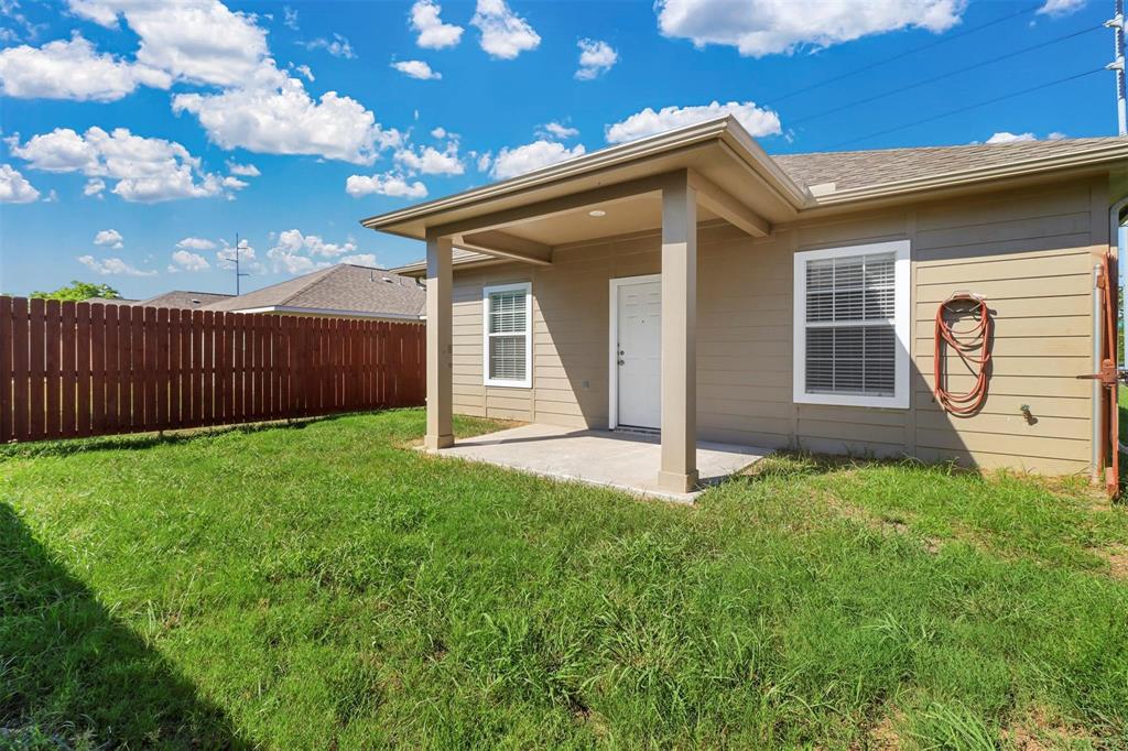 Charley Johnson's - Residential Lease