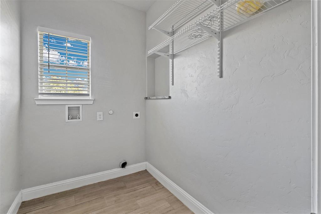 Charley Johnson's - Residential Lease