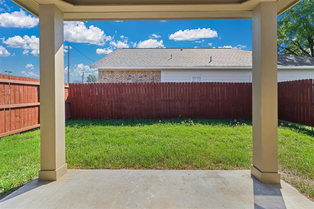 Charley Johnson's - Residential Lease