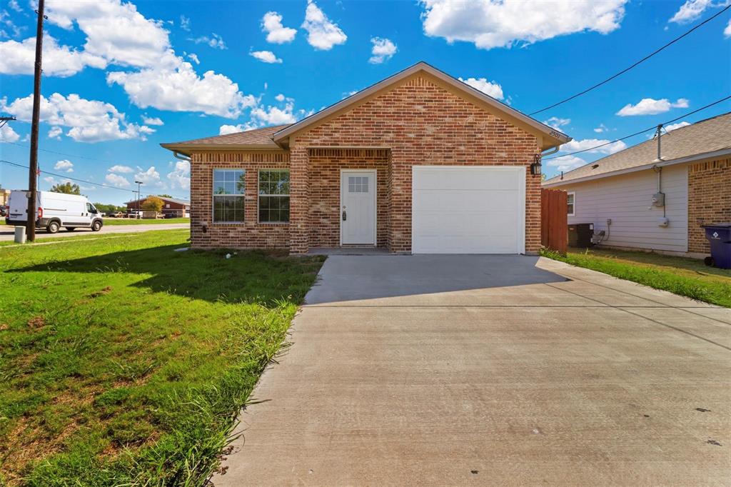 **NOW OFFERING 2 WEEKS FREE RENT!**
This is a 3 bedroom, 2 bathroom home for lease in Greenville! This home features GORGEOUS flooring throughout and BEAUTIFUL countertops that go great with the cabinets in the kitchen. Ceiling fans and stunning light features. Natural lighting coming from all different directions in this home and so much more. You won't want to miss this. Apply today!

Pets OK with deposit.  All 18+ must do an application. Must make approximately 3x the rent as income.  

FYI First month’s rent isn’t due until move in. Security deposit is equal to one month’s rent and is due when approved and signing your lease.