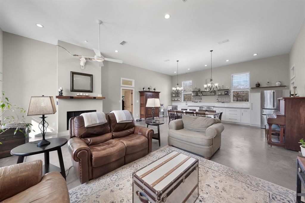 AB 521 T WILLISON - Residential
