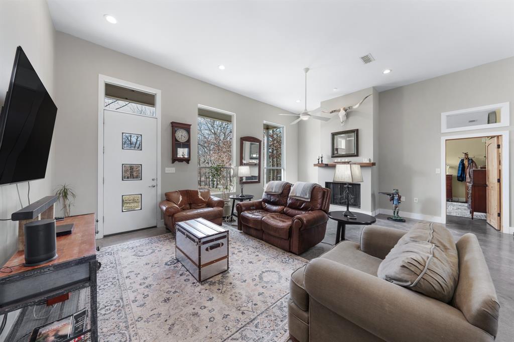 AB 521 T WILLISON - Residential