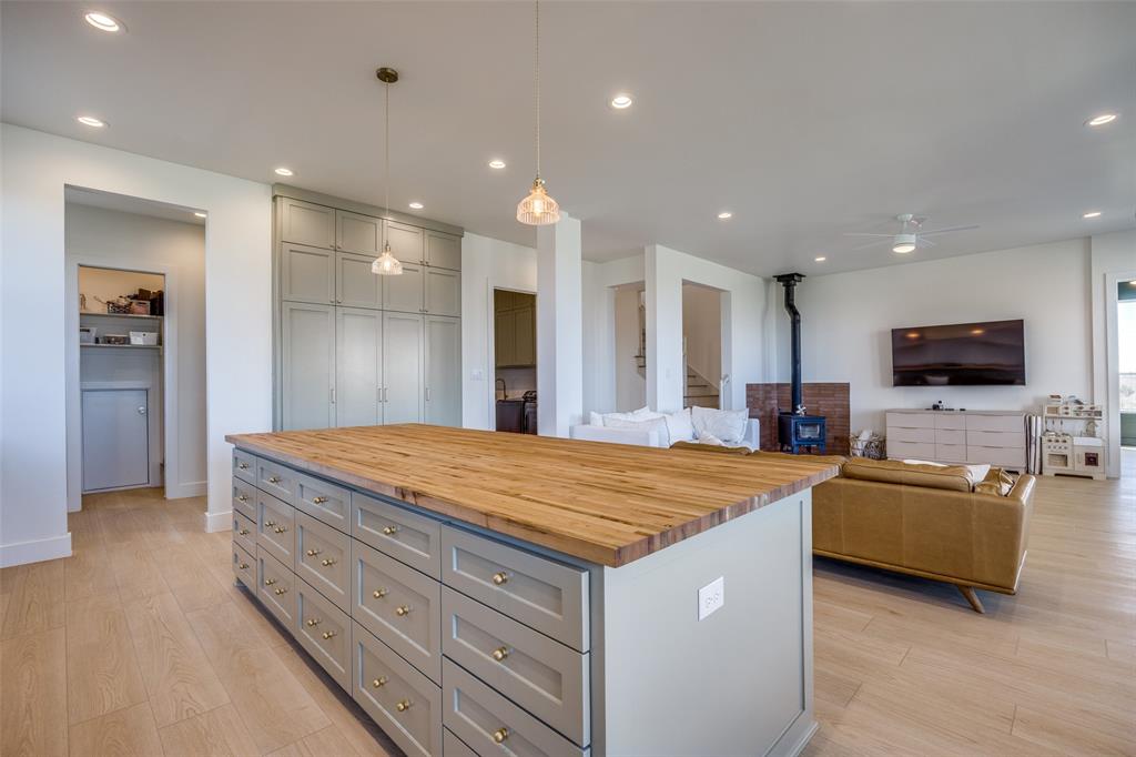 Meredith Hart Surv Abs #459 - Residential