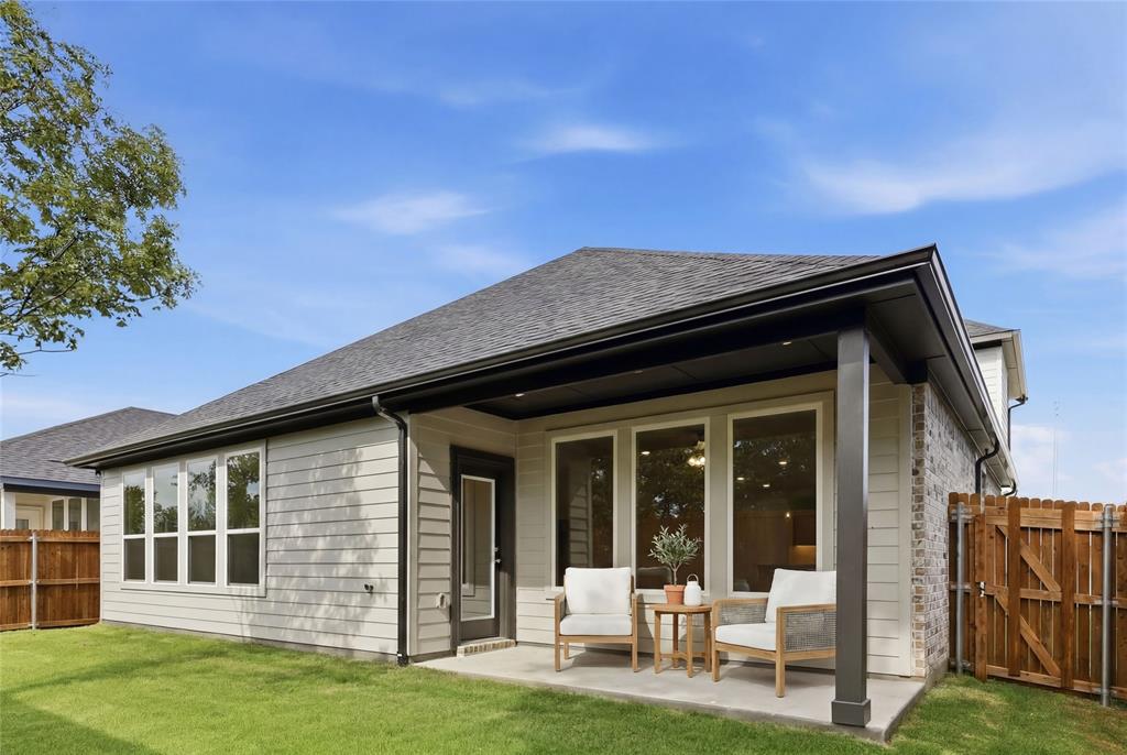 Meadow Lakes - Residential