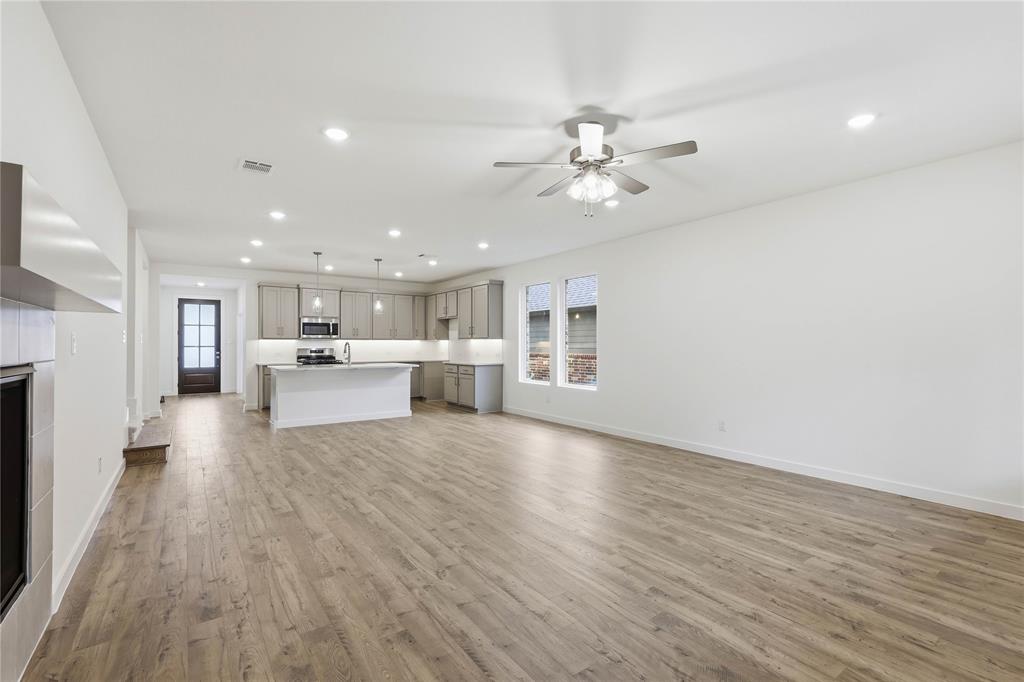 Meadow Lakes - Residential