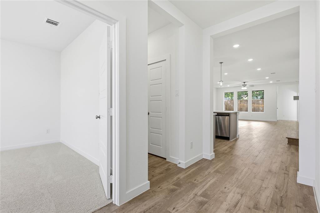 Meadow Lakes - Residential