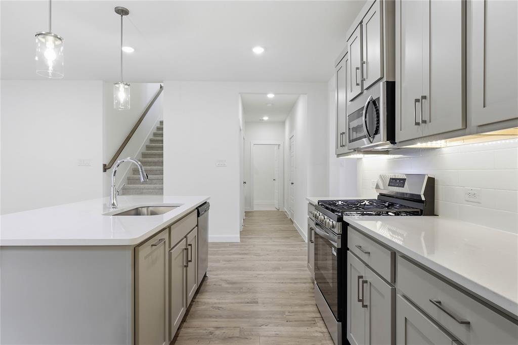 Meadow Lakes - Residential