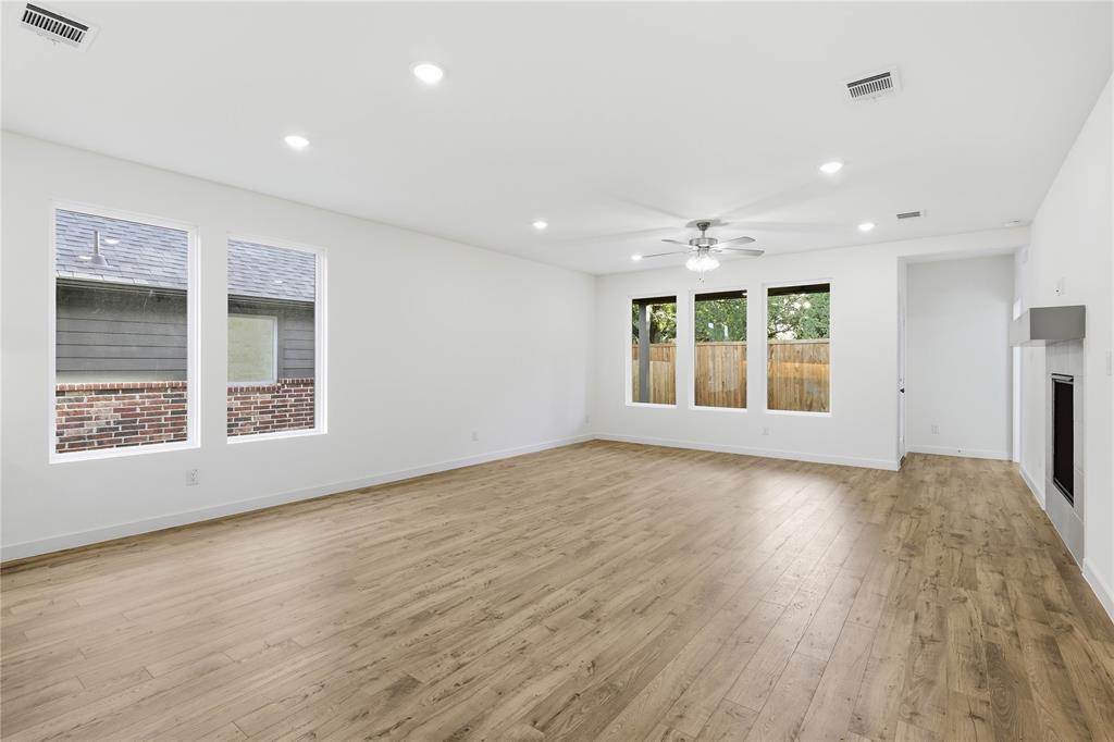 Meadow Lakes - Residential