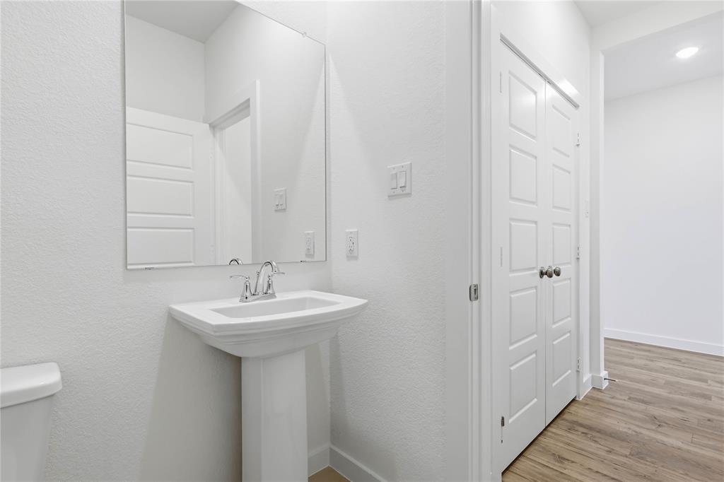 Meadow Lakes - Residential