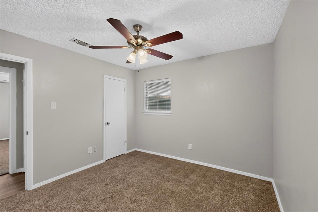 North Meadowbrook Village - Residential
