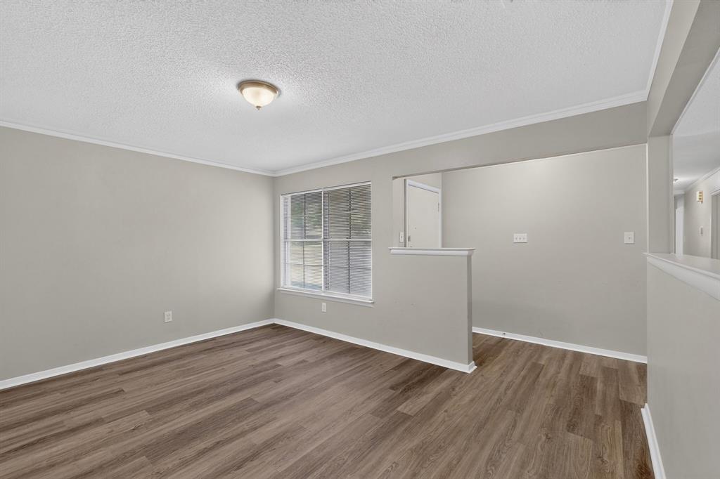 North Meadowbrook Village - Residential