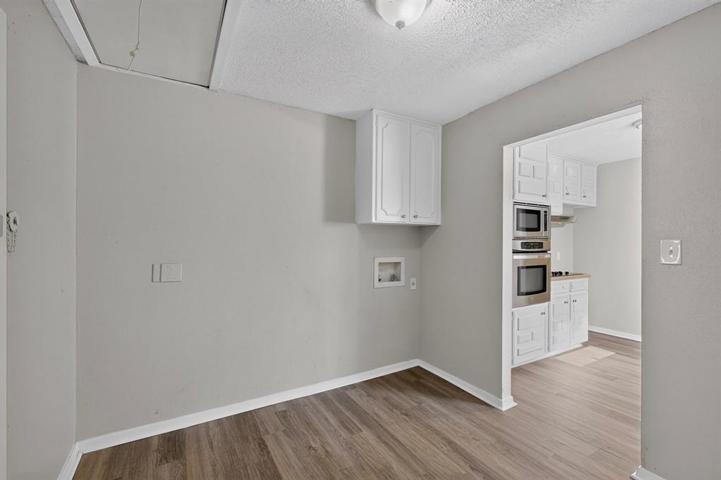 North Meadowbrook Village - Residential