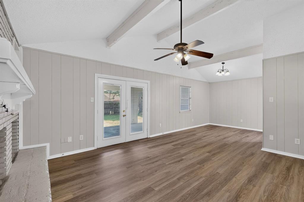 North Meadowbrook Village - Residential