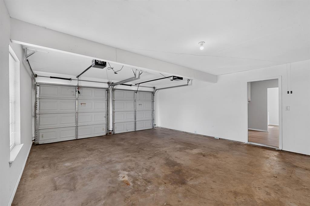North Meadowbrook Village - Residential