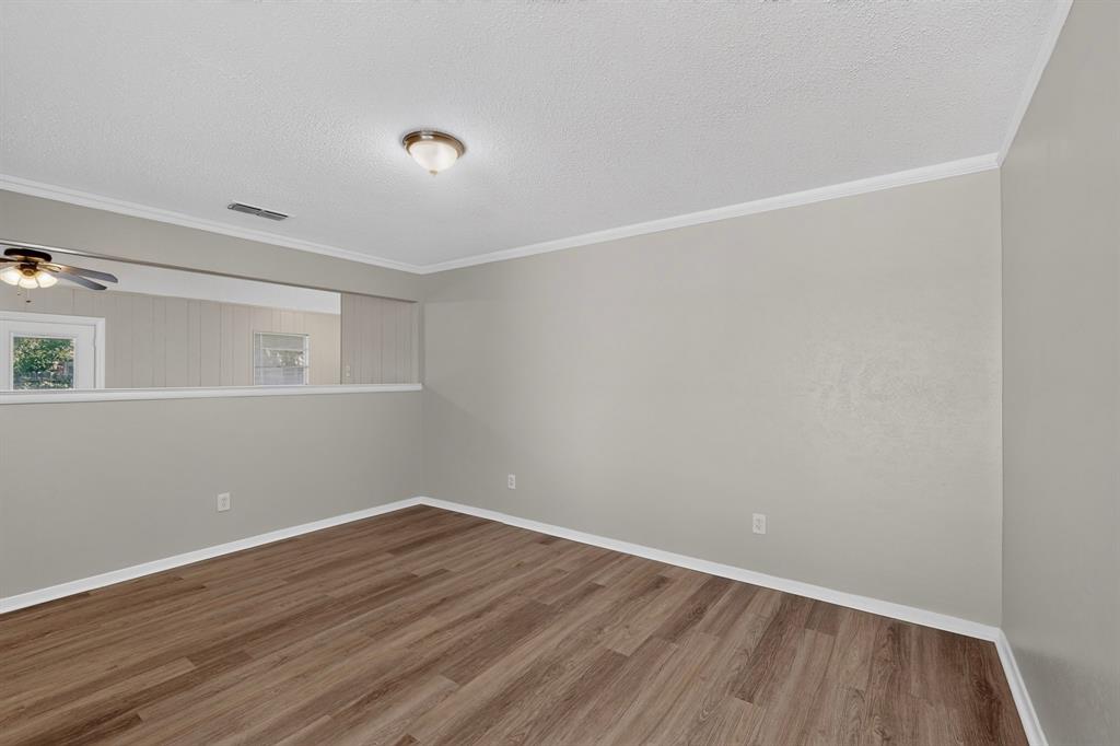 North Meadowbrook Village - Residential