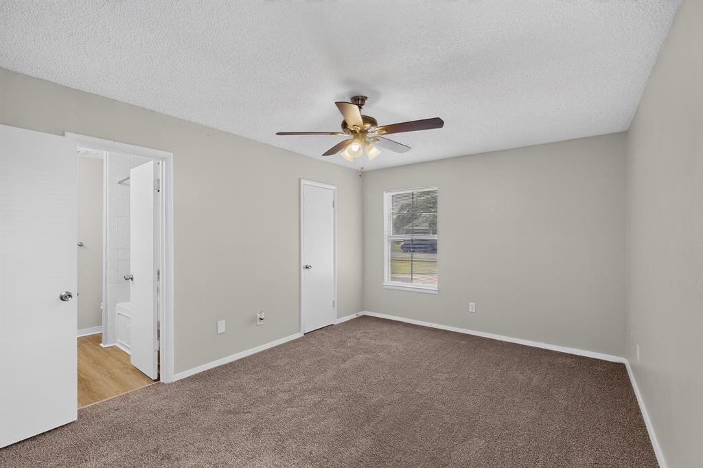North Meadowbrook Village - Residential