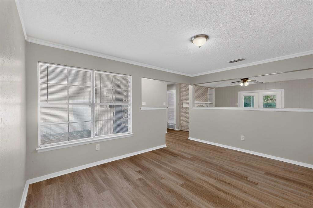North Meadowbrook Village - Residential
