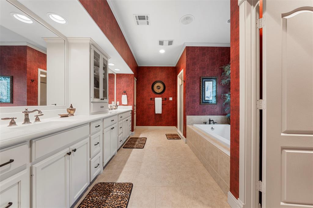 Three 17 River Oaks - Residential