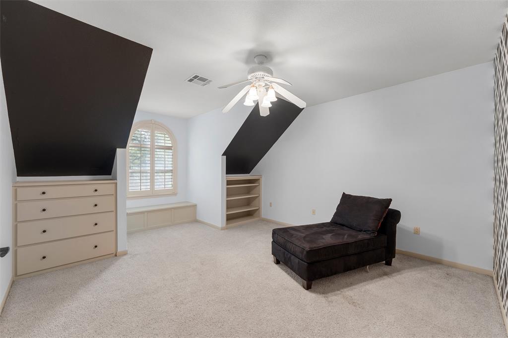 Three 17 River Oaks - Residential