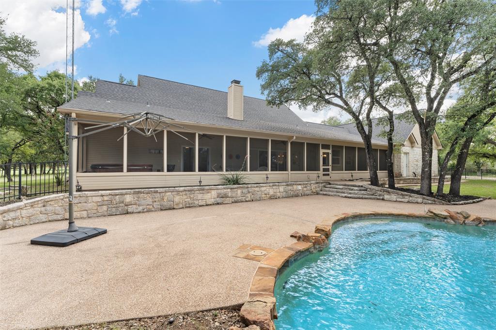 Three 17 River Oaks - Residential