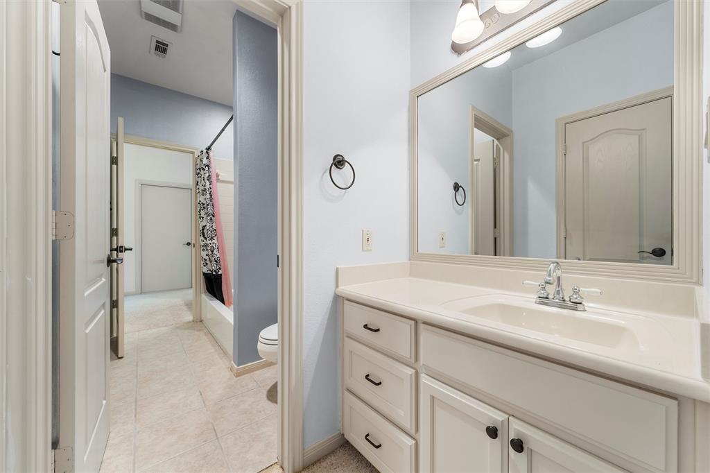 Three 17 River Oaks - Residential
