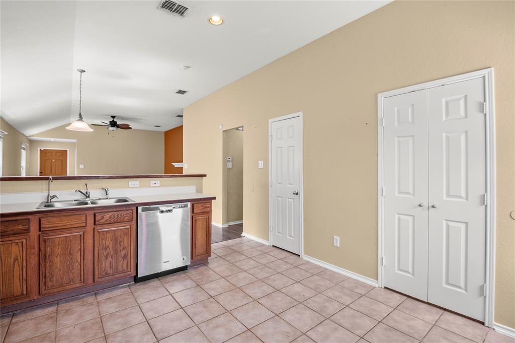 Sendera Ranch - Residential