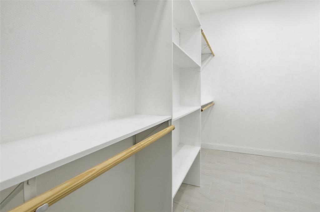 Ellis M G Add - Residential