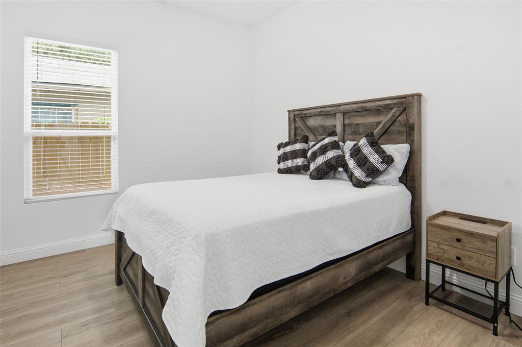 Ellis M G Add - Residential