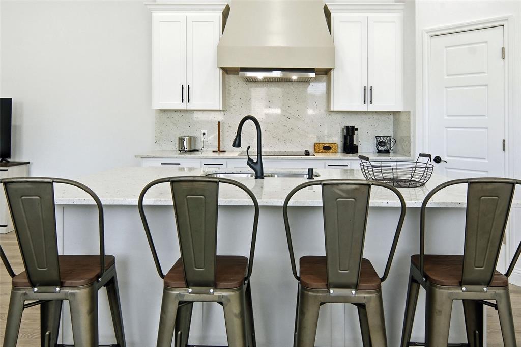 Ellis M G Add - Residential