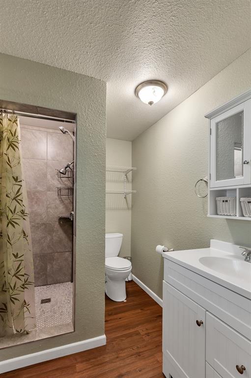 Cedarcrest Shores Estate - Residential