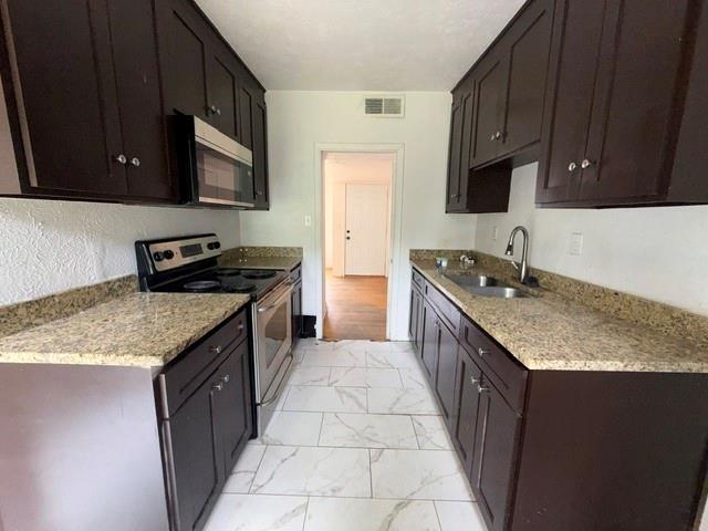 Eastwood Terrace Add - Residential