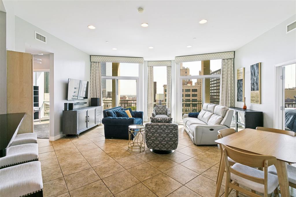 Tower Residential II Condo - Residential