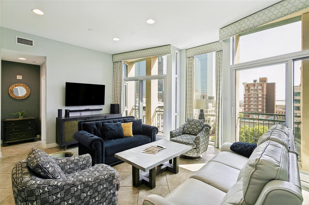 Tower Residential II Condo - Residential