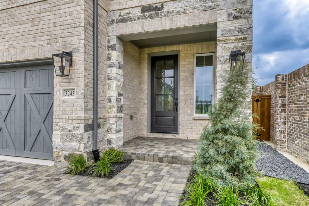 Mustang Lakes Villas - Residential