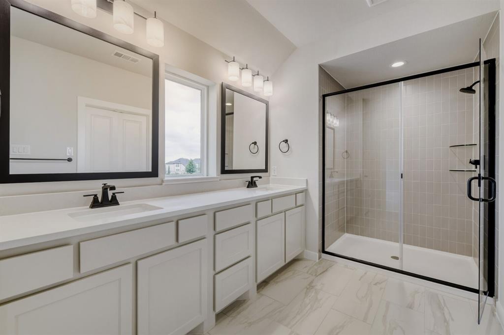 Mustang Lakes Villas - Residential