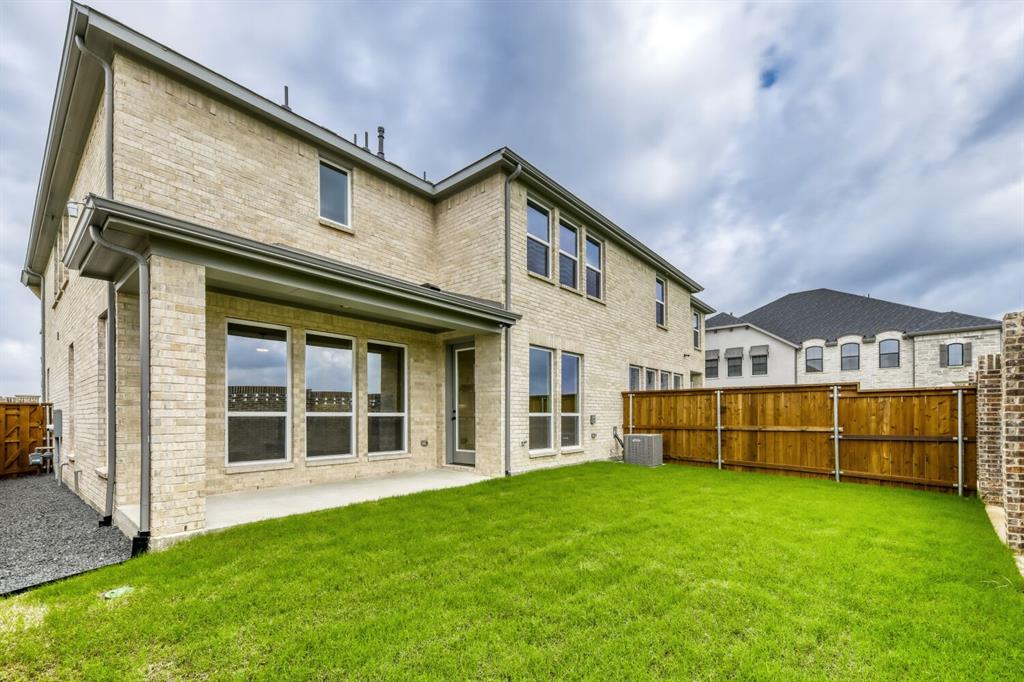 Mustang Lakes Villas - Residential