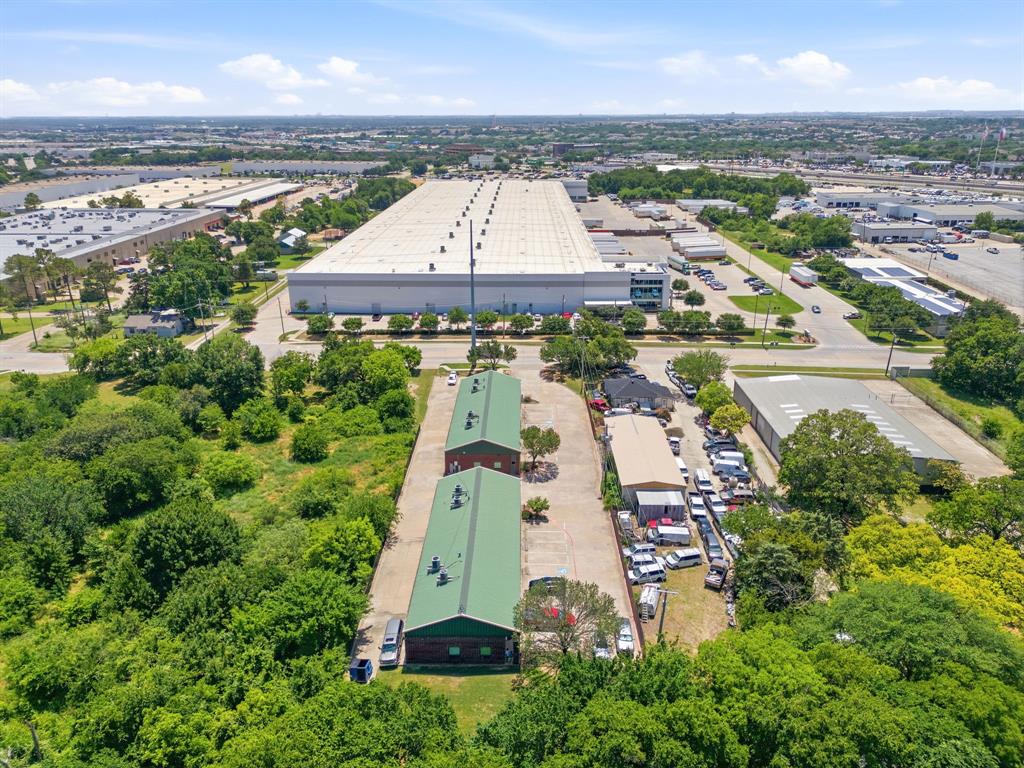 Bennett Park Center - Commercial Sale