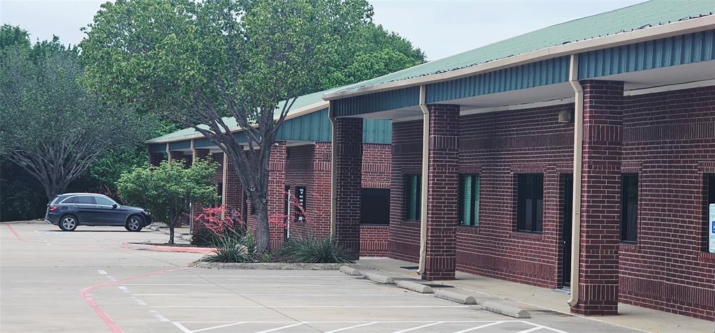Bennett Park Center - Commercial Sale