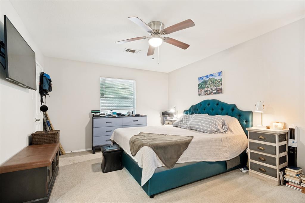 OAKS, THE (ARLINGTON) - Residential
