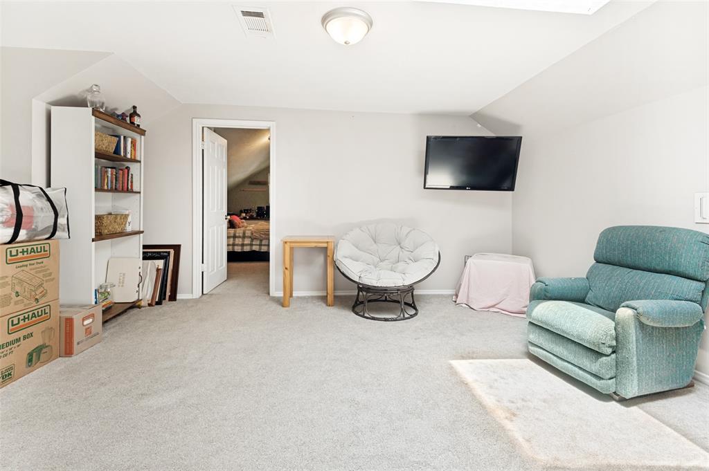 OAKS, THE (ARLINGTON) - Residential